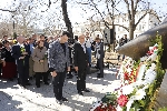 Председателят на парламента Цвета Караянчева и народни представители участваха в отбелязването на Деня в памет на жертвите от Холокоста и благодарност за спасяването на българските евреи