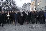 Председателят на парламента Цвета Караянчева и народни представители участваха във възпоменателната церемония в София по повод 147 години от гибелта на Васил Левски